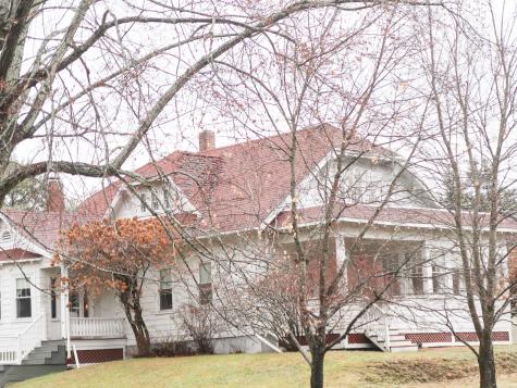 2113 N Belfast Avenue Augusta ME 04330