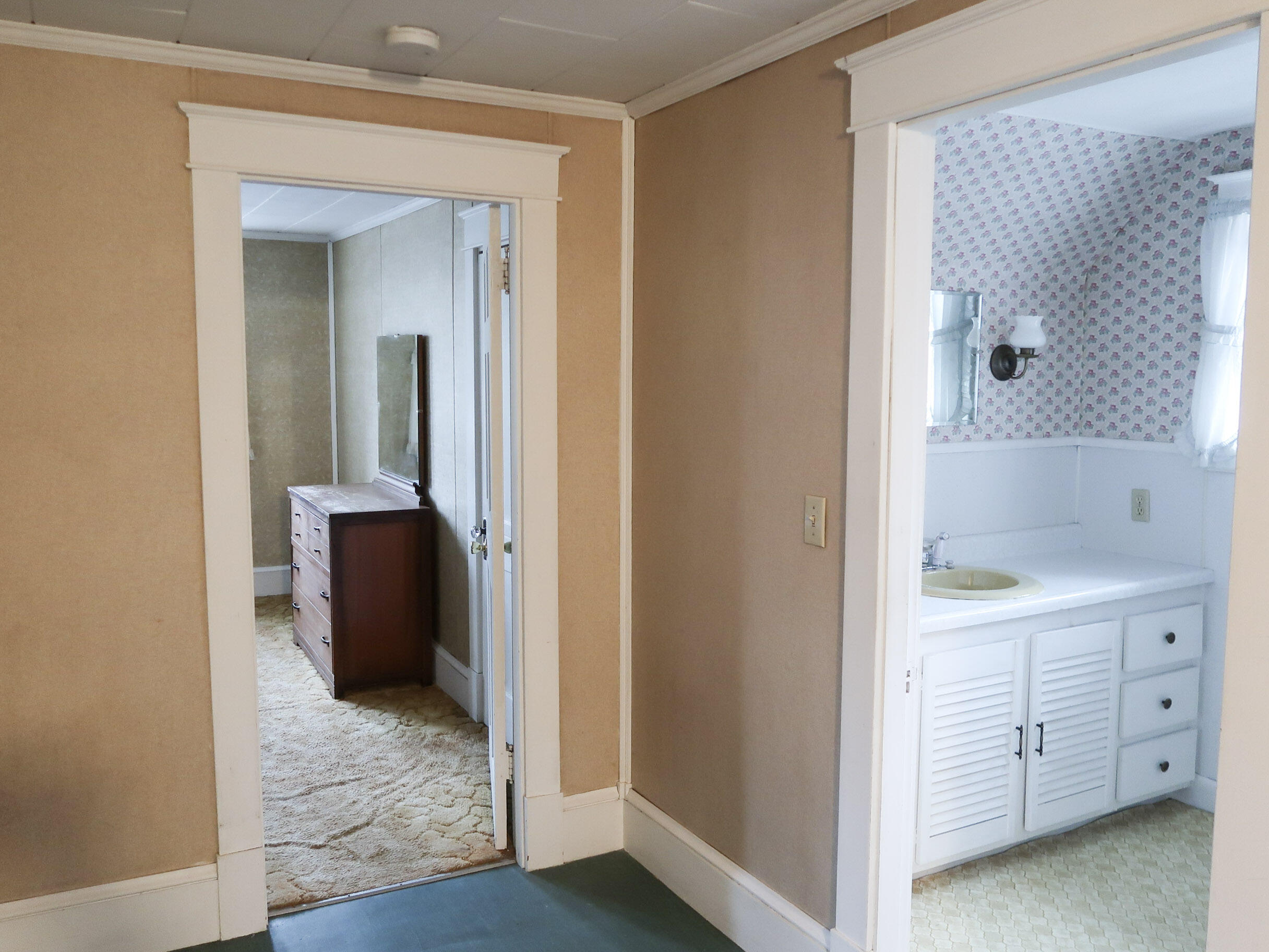 2113 N Belfast Avenue Augusta ME 04330