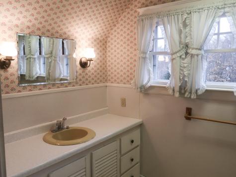 2113 N Belfast Avenue Augusta ME 04330