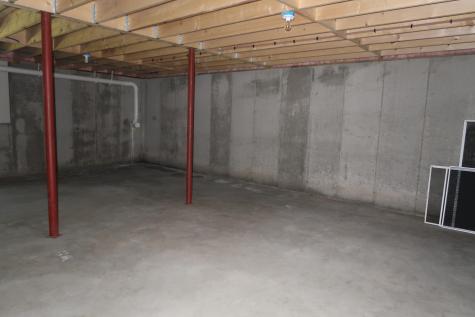 65 Snowberry Lane Palermo ME 04354