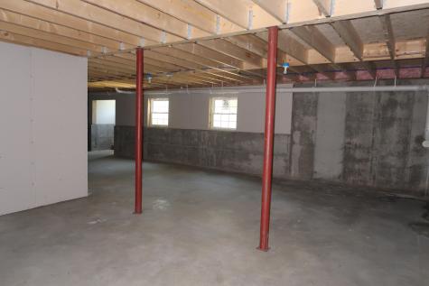 65 Snowberry Lane Palermo ME 04354