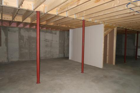 65 Snowberry Lane Palermo ME 04354