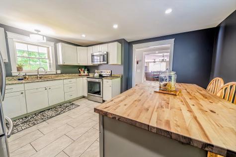 304 N Main Road N Hampden ME 04444