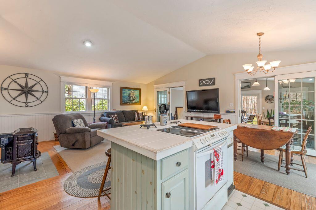 275 Littlejohn Road Yarmouth ME 04096