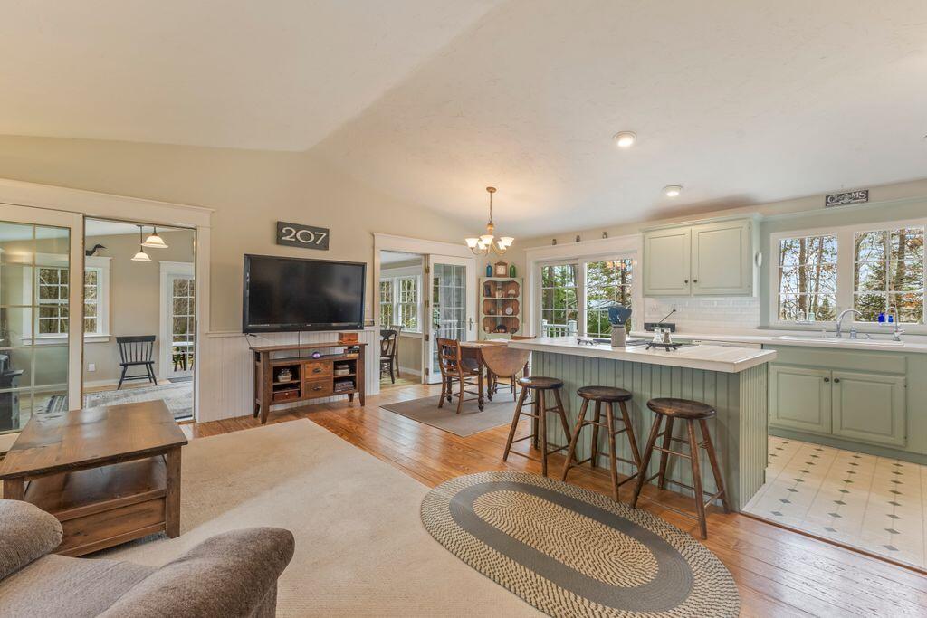 275 Littlejohn Road Yarmouth ME 04096