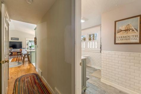 275 Littlejohn Road Yarmouth ME 04096