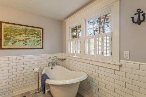 275 Littlejohn Road Yarmouth ME 04096