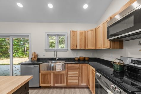 410 Peltoma Avenue Pittsfield ME 04967