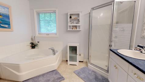 36 Ferncroft Road York ME 03909