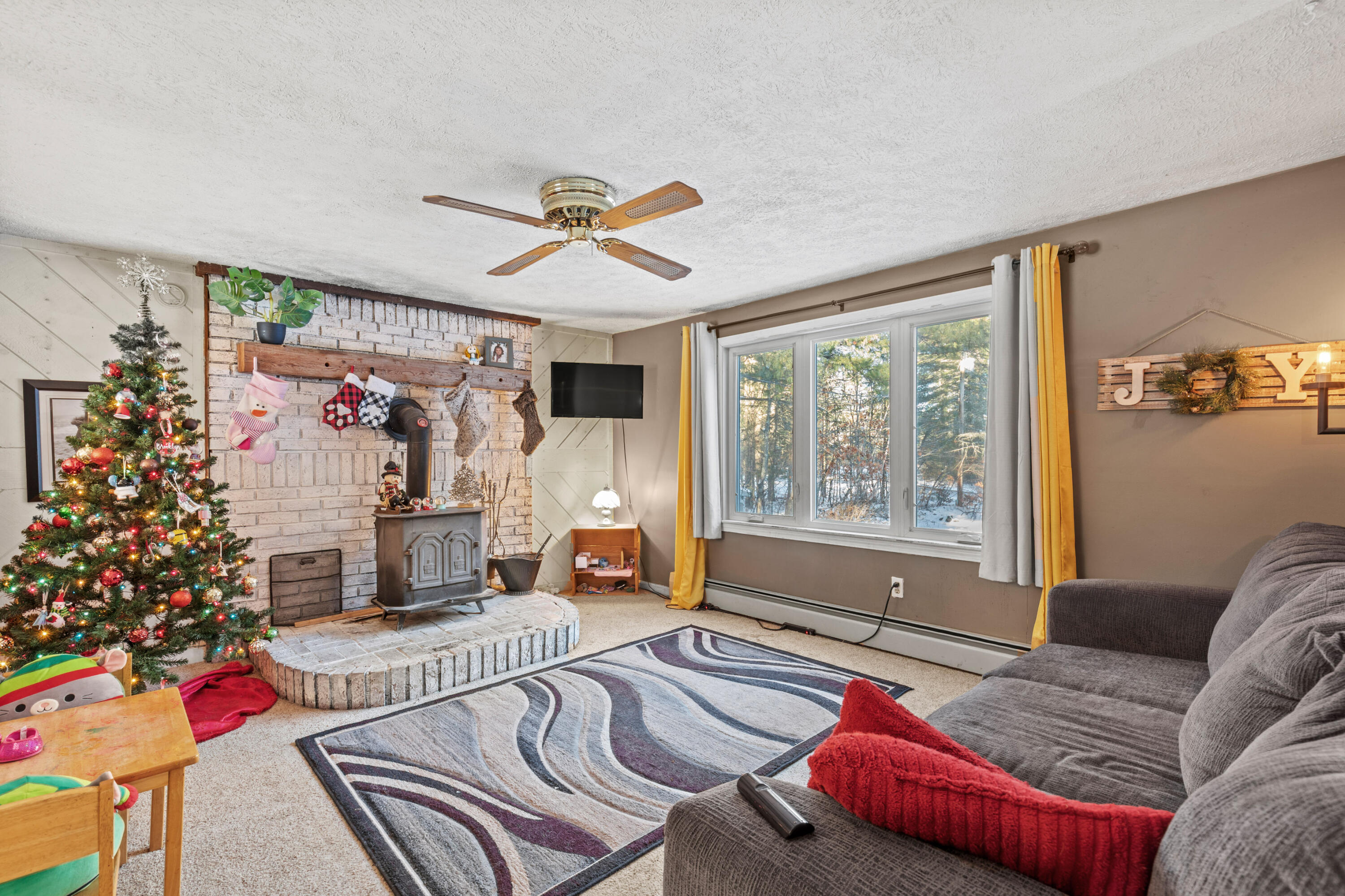 47 Landry Drive Hollis ME 04042