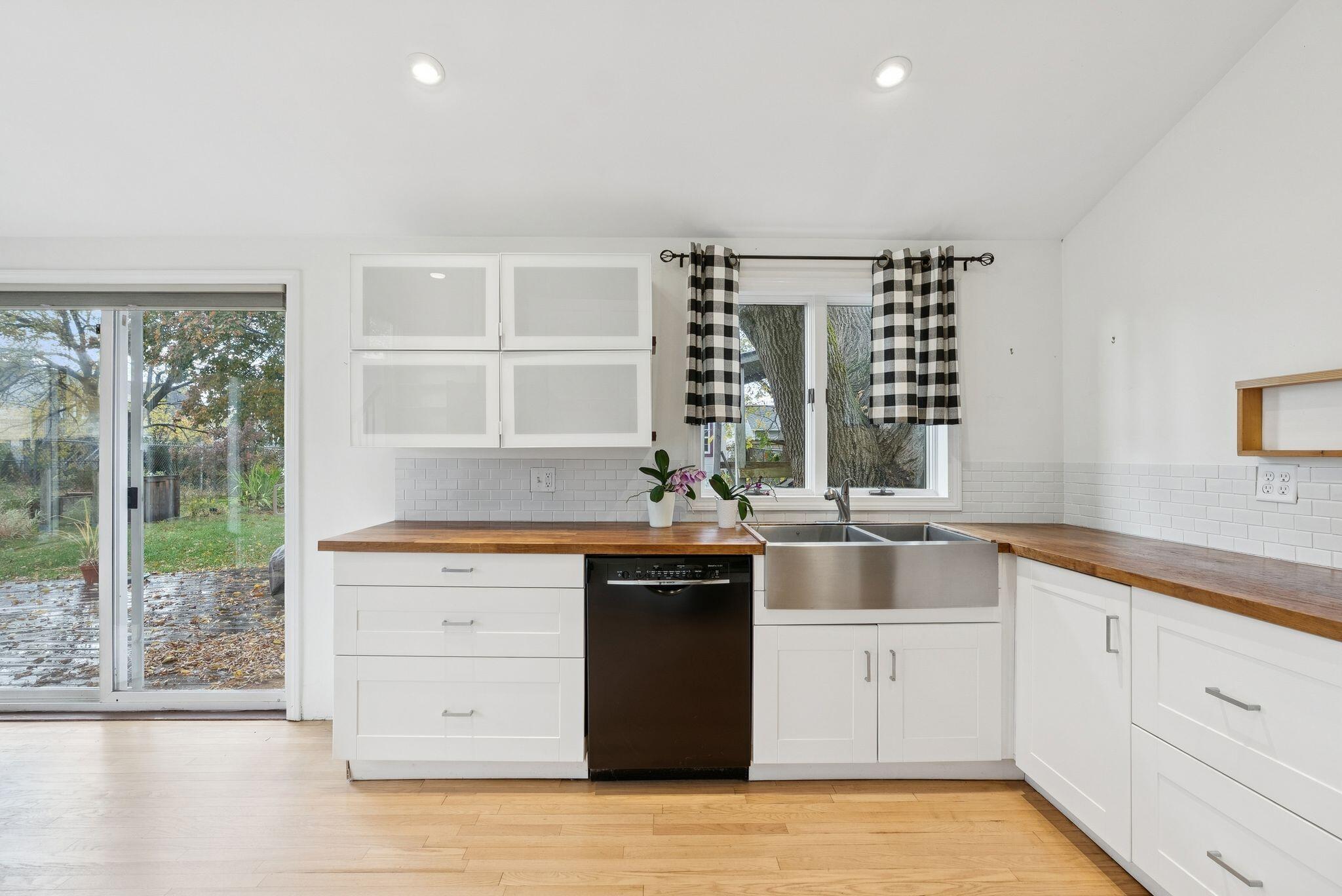 77 Pine Street South Portland ME 04106