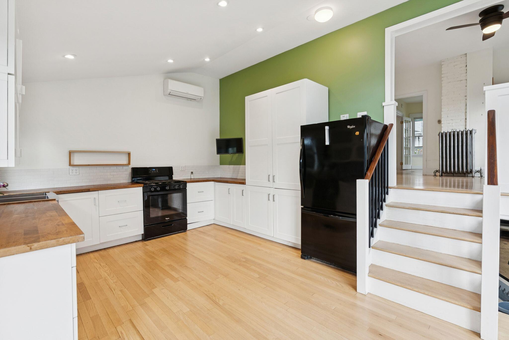 77 Pine Street South Portland ME 04106