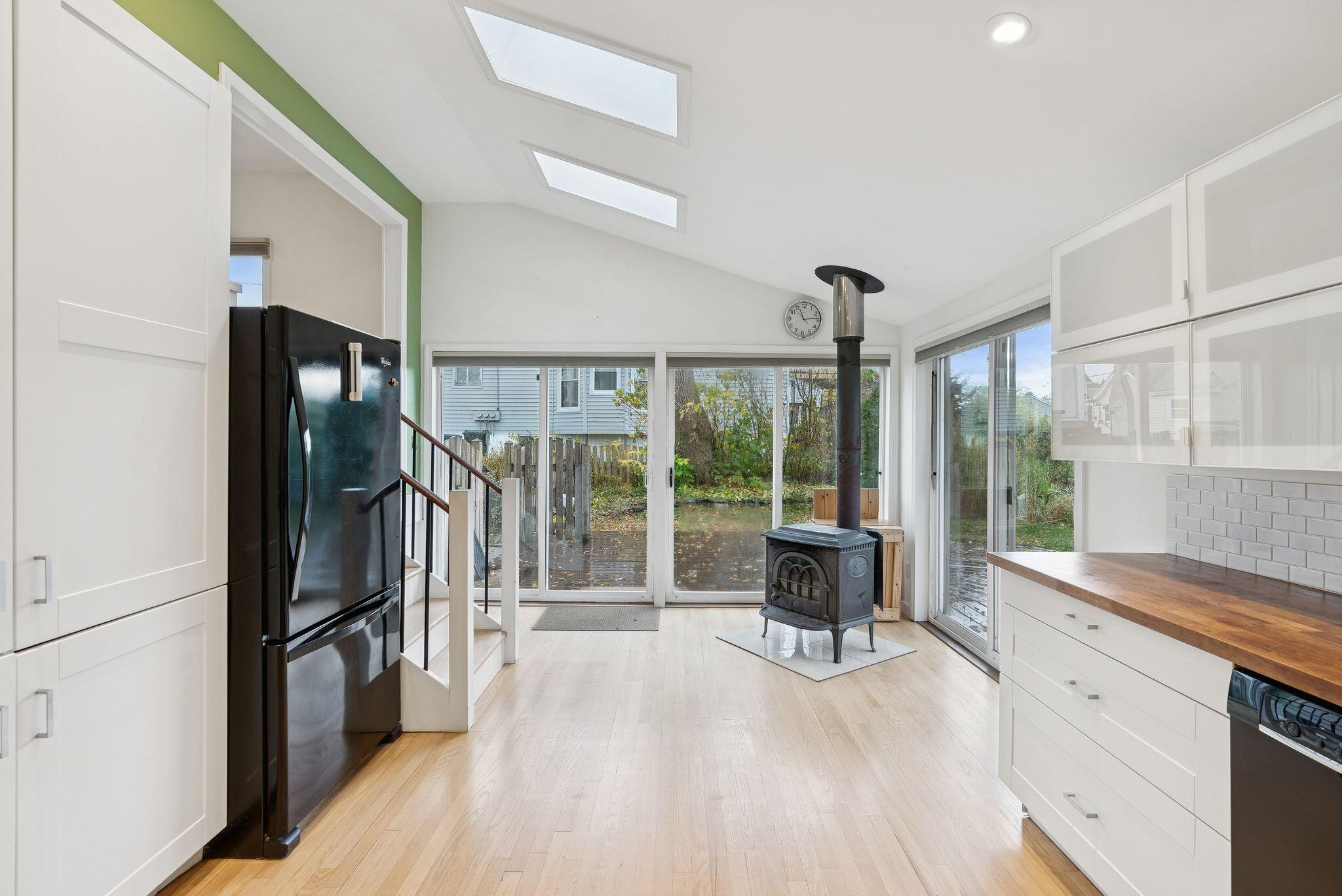 77 Pine Street South Portland ME 04106