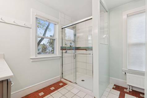 77 Pine Street South Portland ME 04106