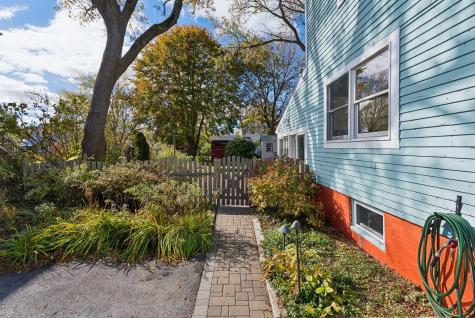 77 Pine Street South Portland ME 04106