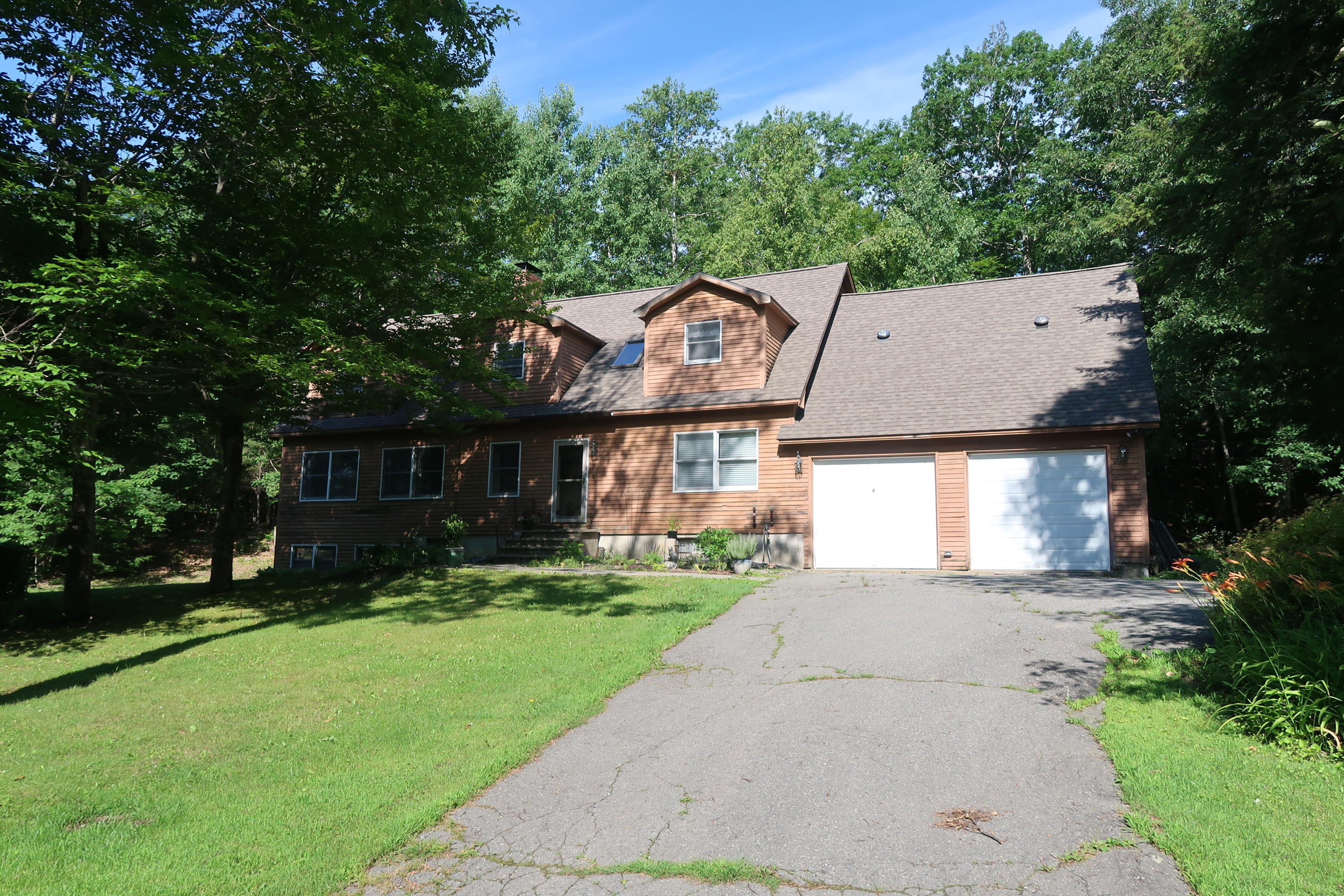 6 Wolf Road Vassalboro ME 04989