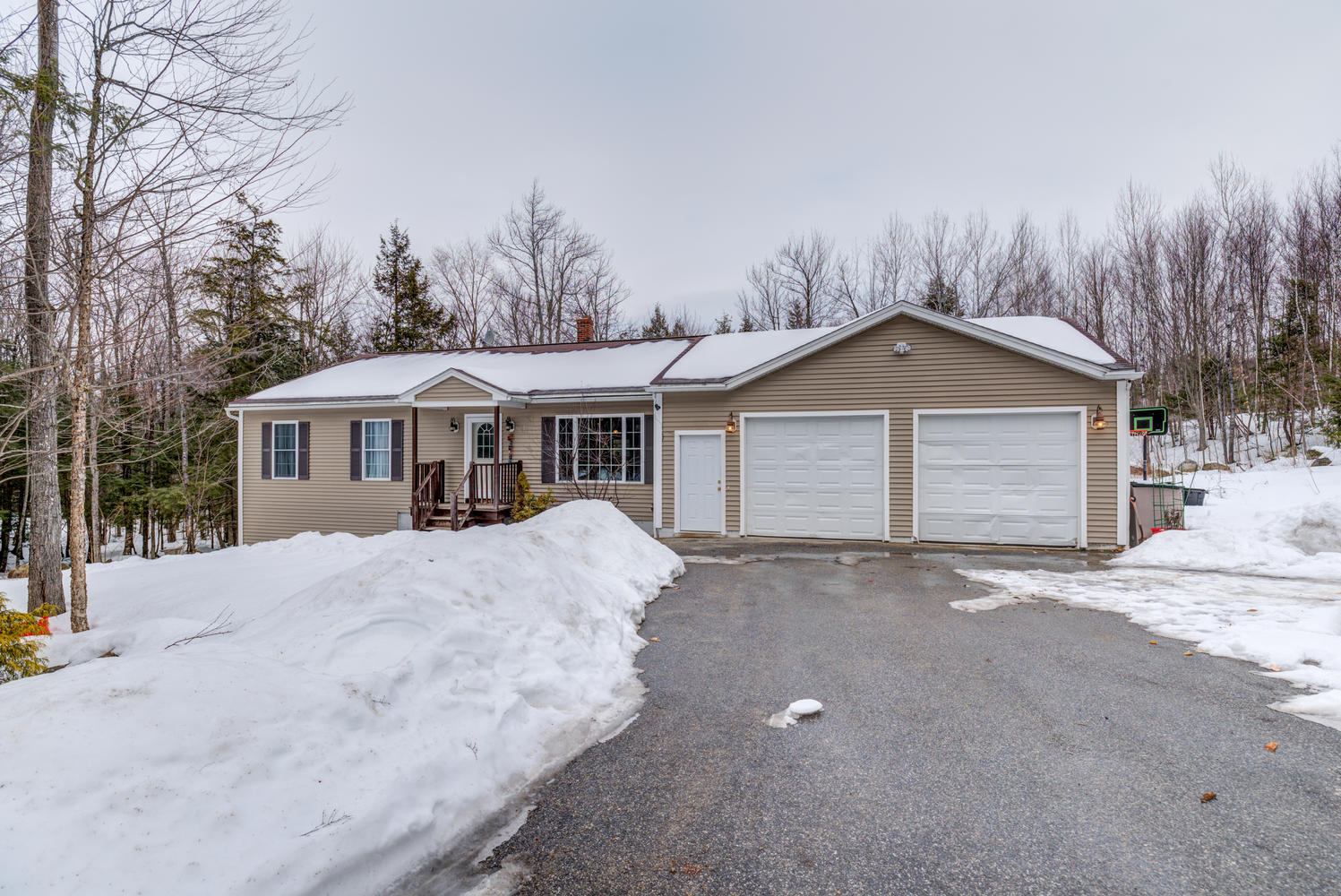 45 Fortin Drive Minot ME 04258