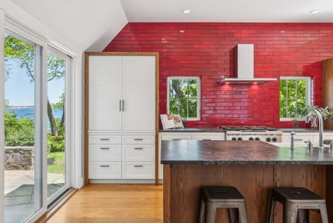 41 Old Mill Road Cape Elizabeth ME 04107