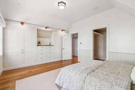 41 Old Mill Road Cape Elizabeth ME 04107