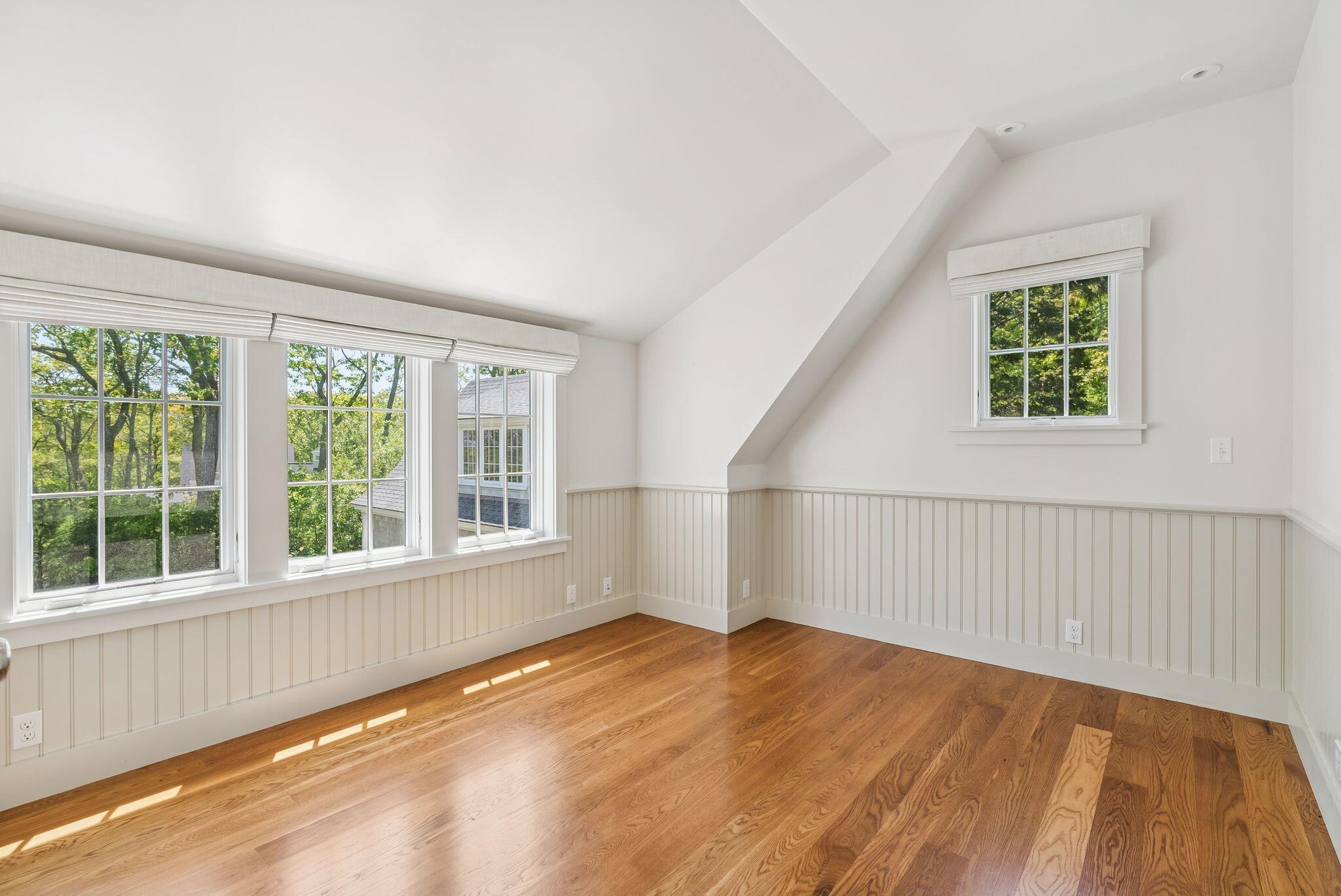 41 Old Mill Road Cape Elizabeth ME 04107