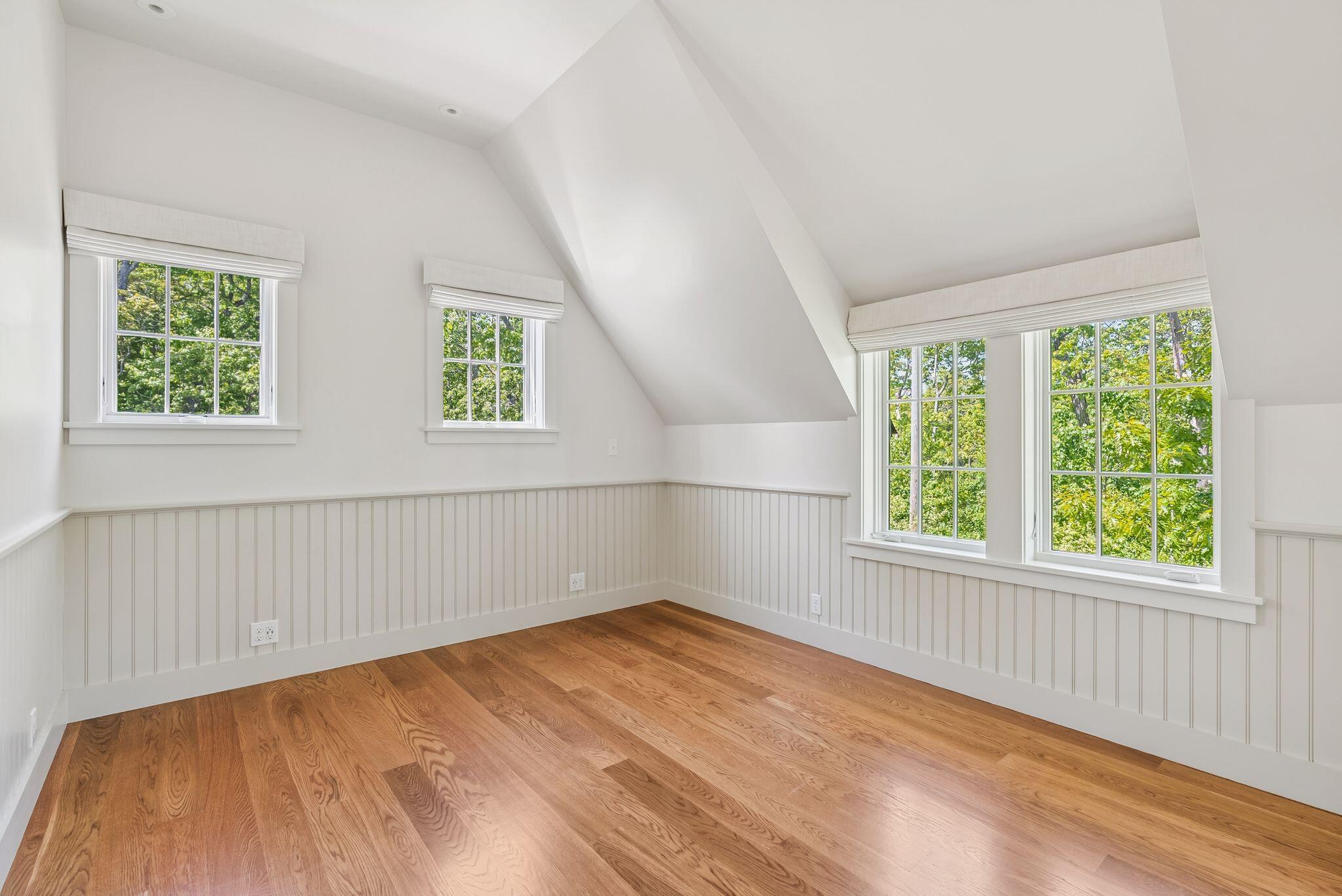 41 Old Mill Road Cape Elizabeth ME 04107