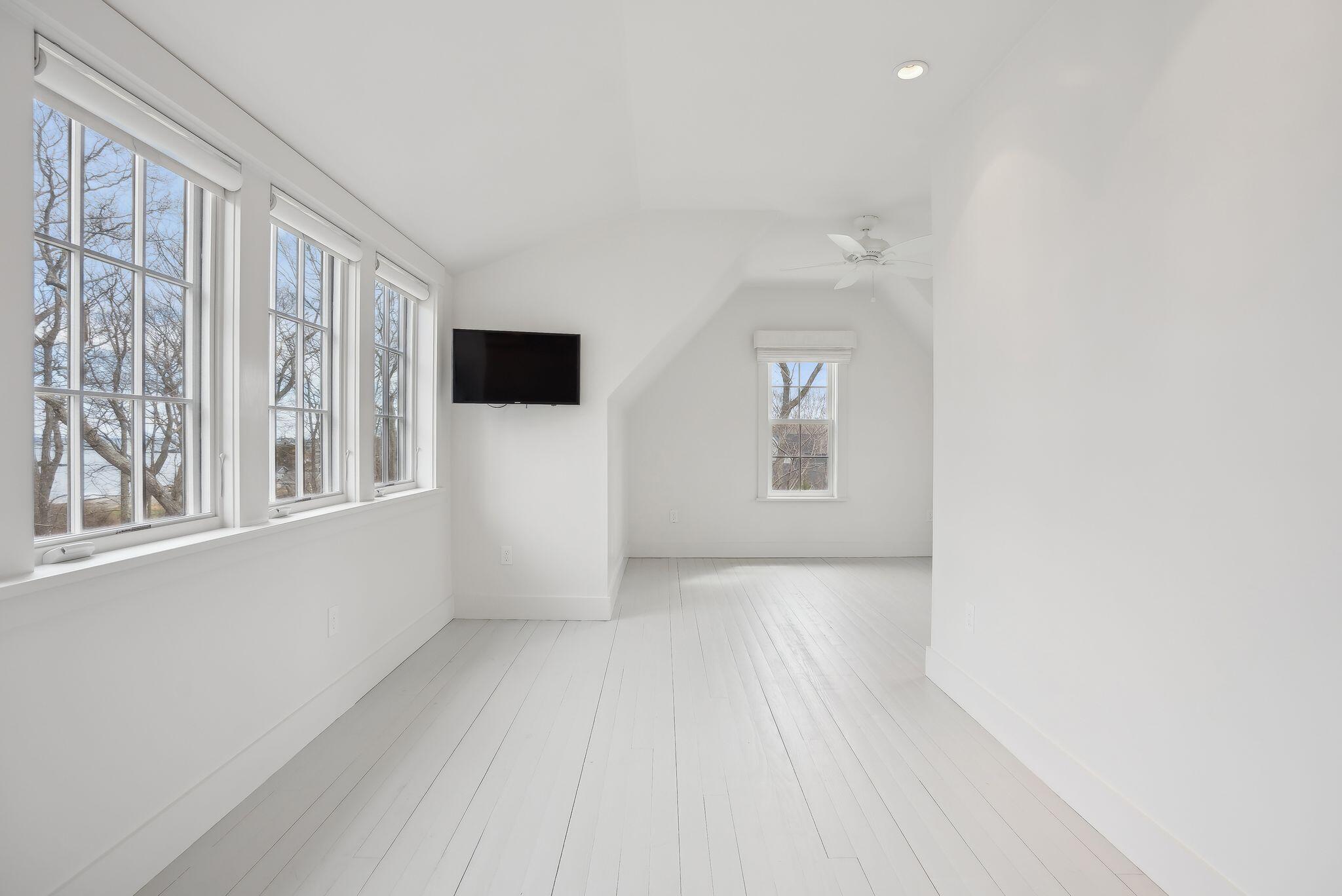 41 Old Mill Road Cape Elizabeth ME 04107