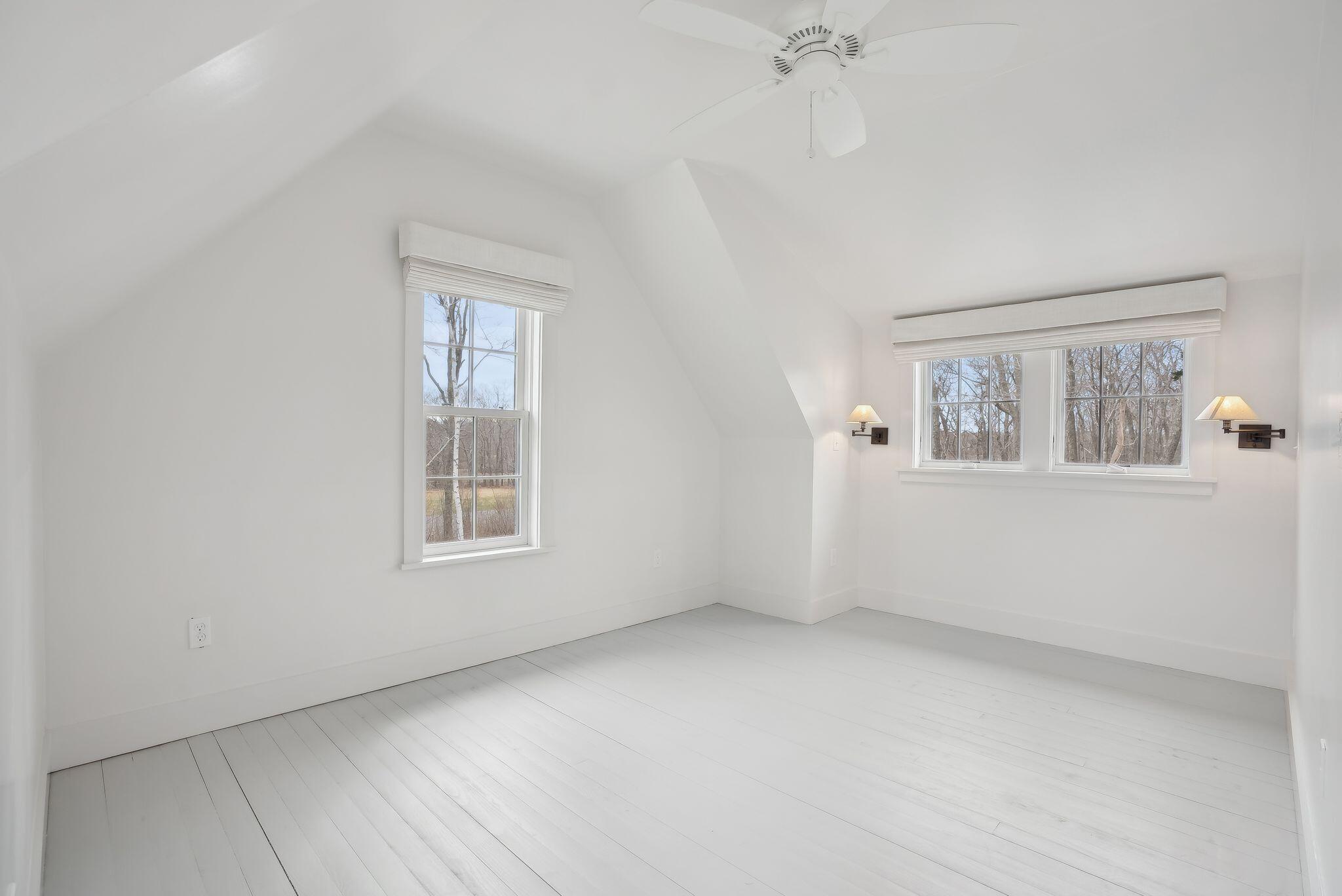 41 Old Mill Road Cape Elizabeth ME 04107