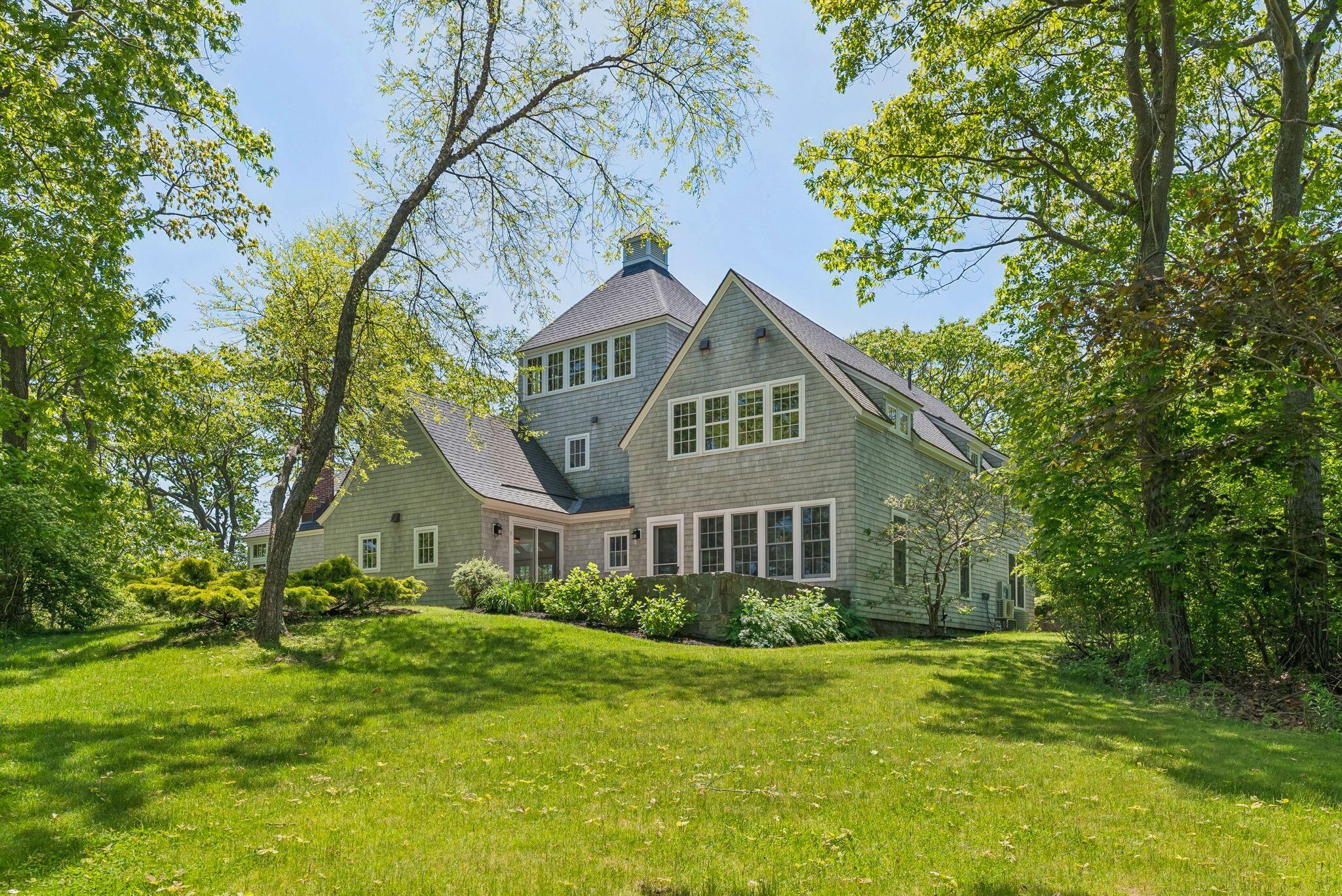 41 Old Mill Road Cape Elizabeth ME 04107