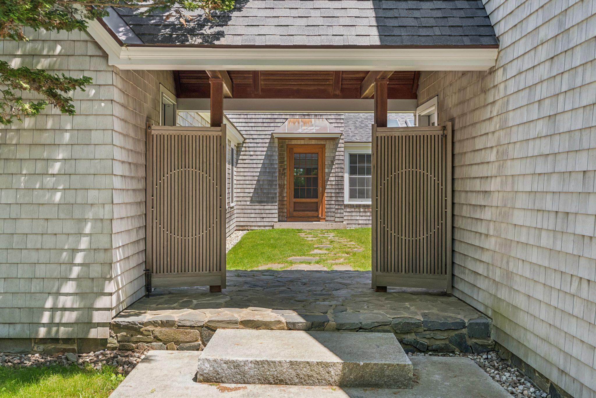 41 Old Mill Road Cape Elizabeth ME 04107