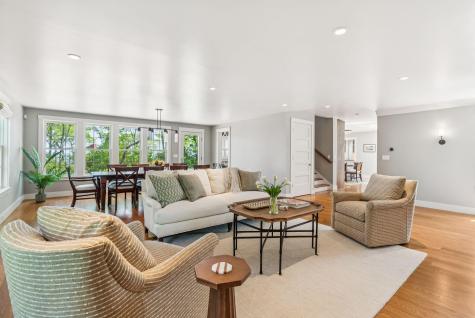 41 Old Mill Road Cape Elizabeth ME 04107