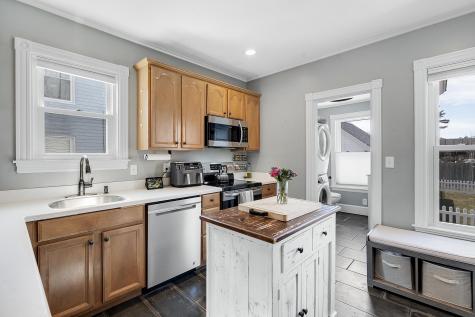 13 Lassell Street Portland ME 04102