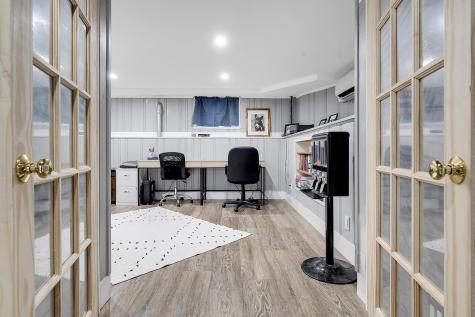 13 Lassell Street Portland ME 04102