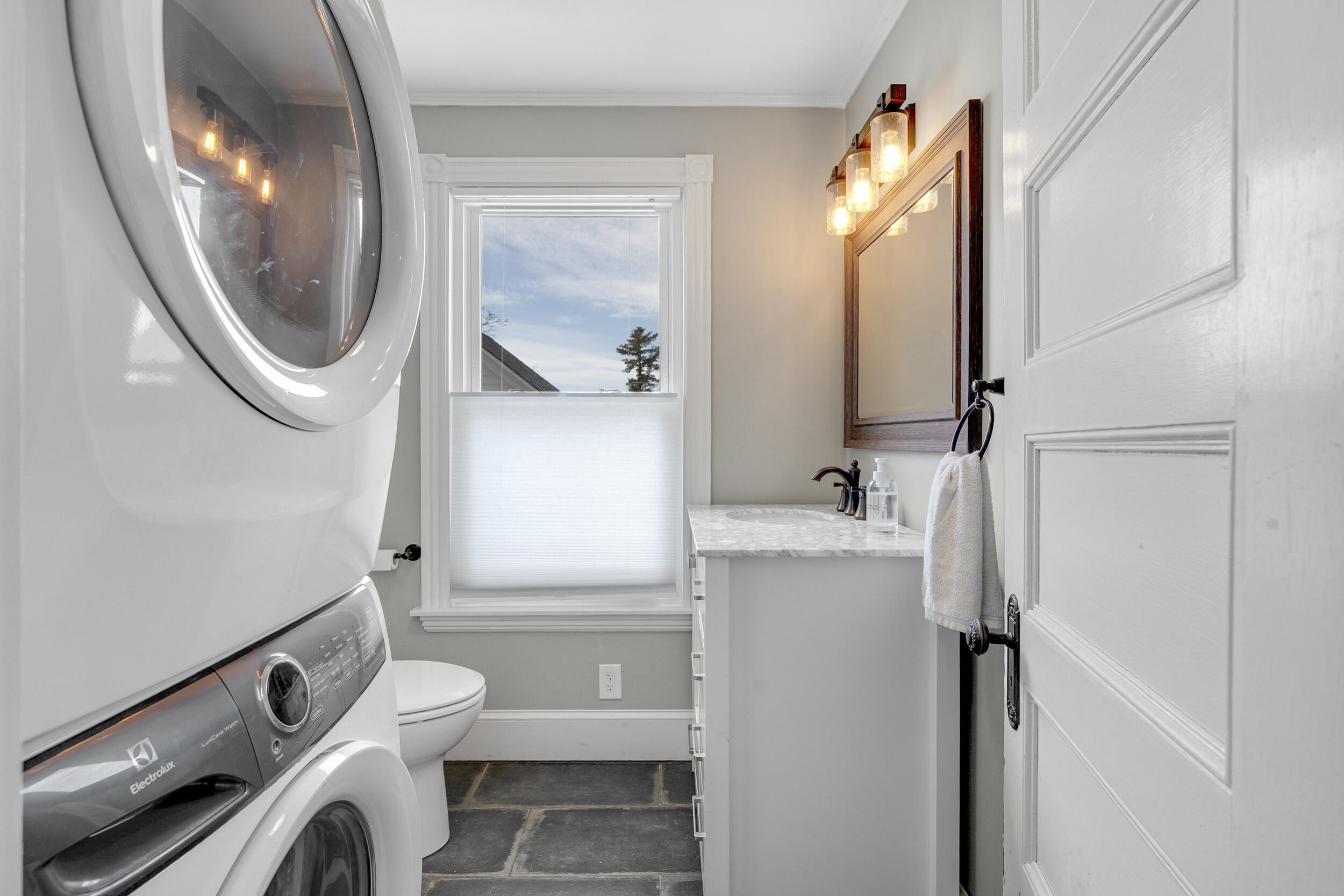 13 Lassell Street Portland ME 04102