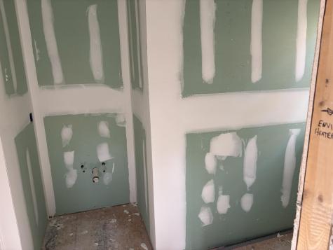 6 Justrite Way Poland ME 04274