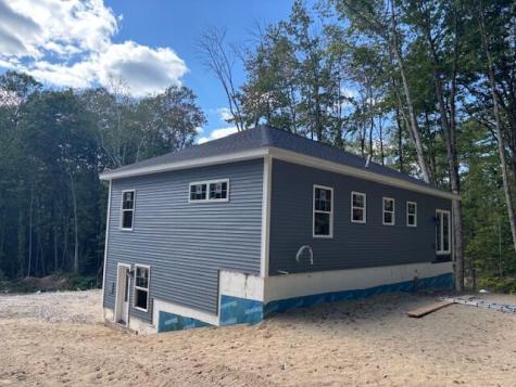 6 Justrite Way Poland ME 04274