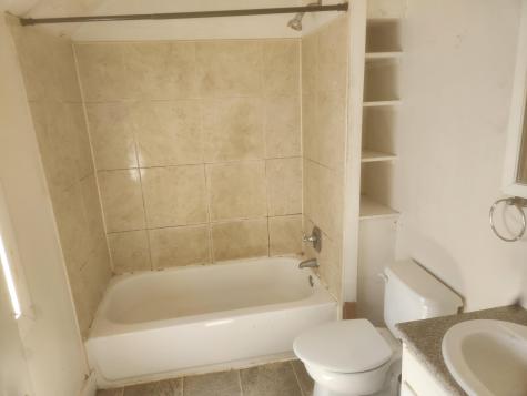 105 Broad Street Auburn ME 04210