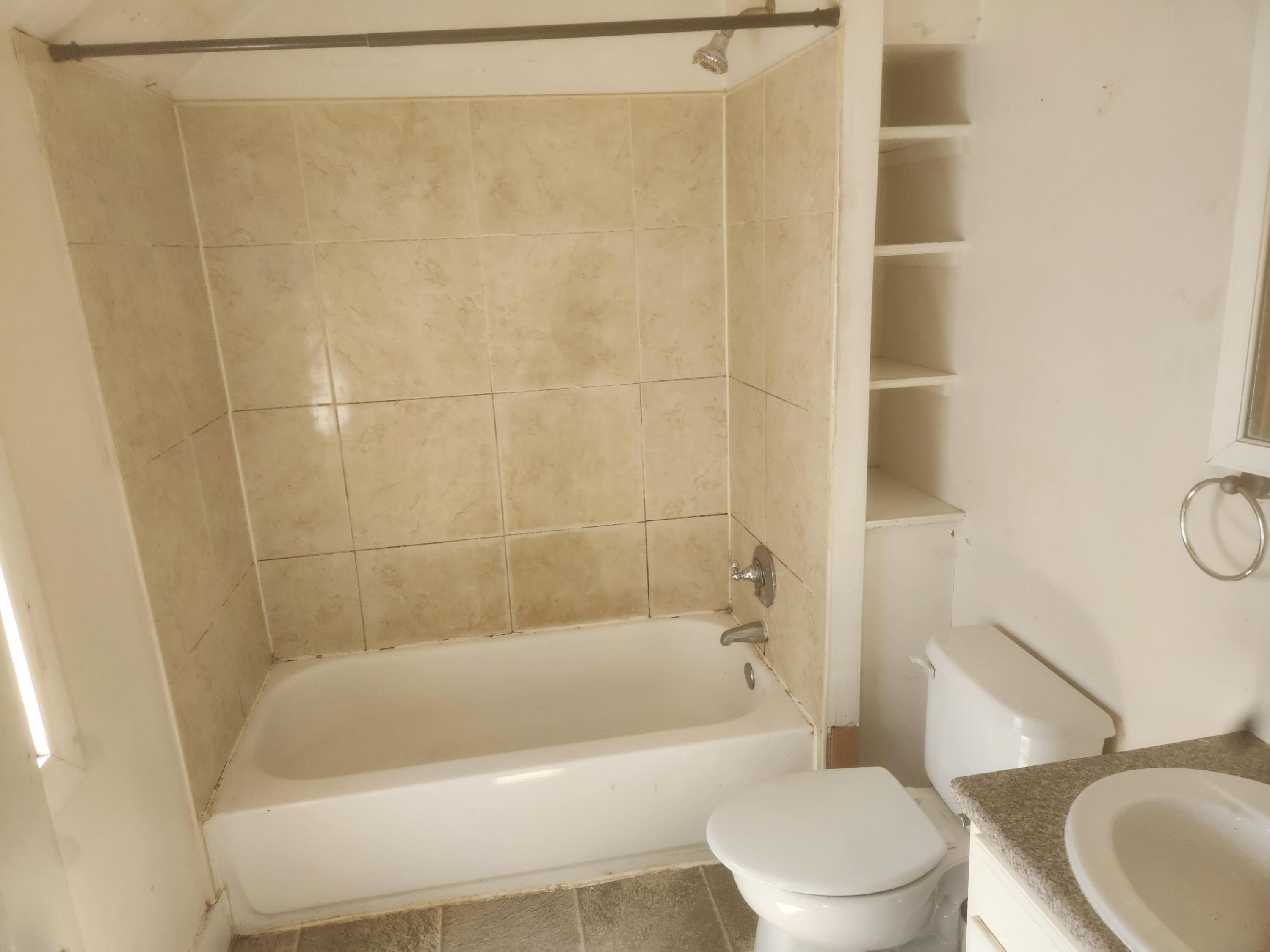 105 Broad Street Auburn ME 04210