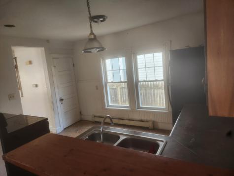 105 Broad Street Auburn ME 04210