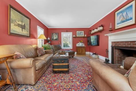17 Johnson Road Falmouth ME 04105