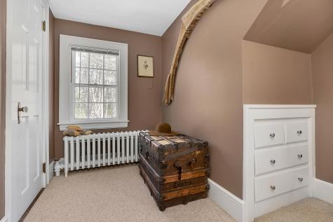 17 Johnson Road Falmouth ME 04105