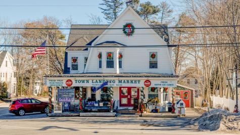 17 Johnson Road Falmouth ME 04105