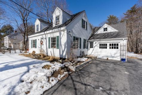 17 Johnson Road Falmouth ME 04105