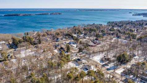 17 Johnson Road Falmouth ME 04105