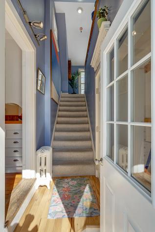17 Johnson Road Falmouth ME 04105
