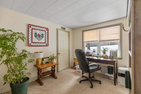10 Daniel Street Gorham ME 04038