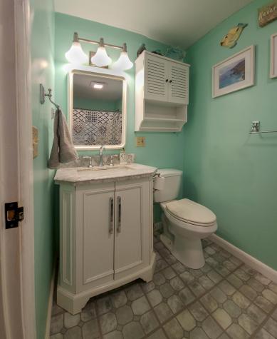 41 Leavitt Lane Glenburn ME 04401