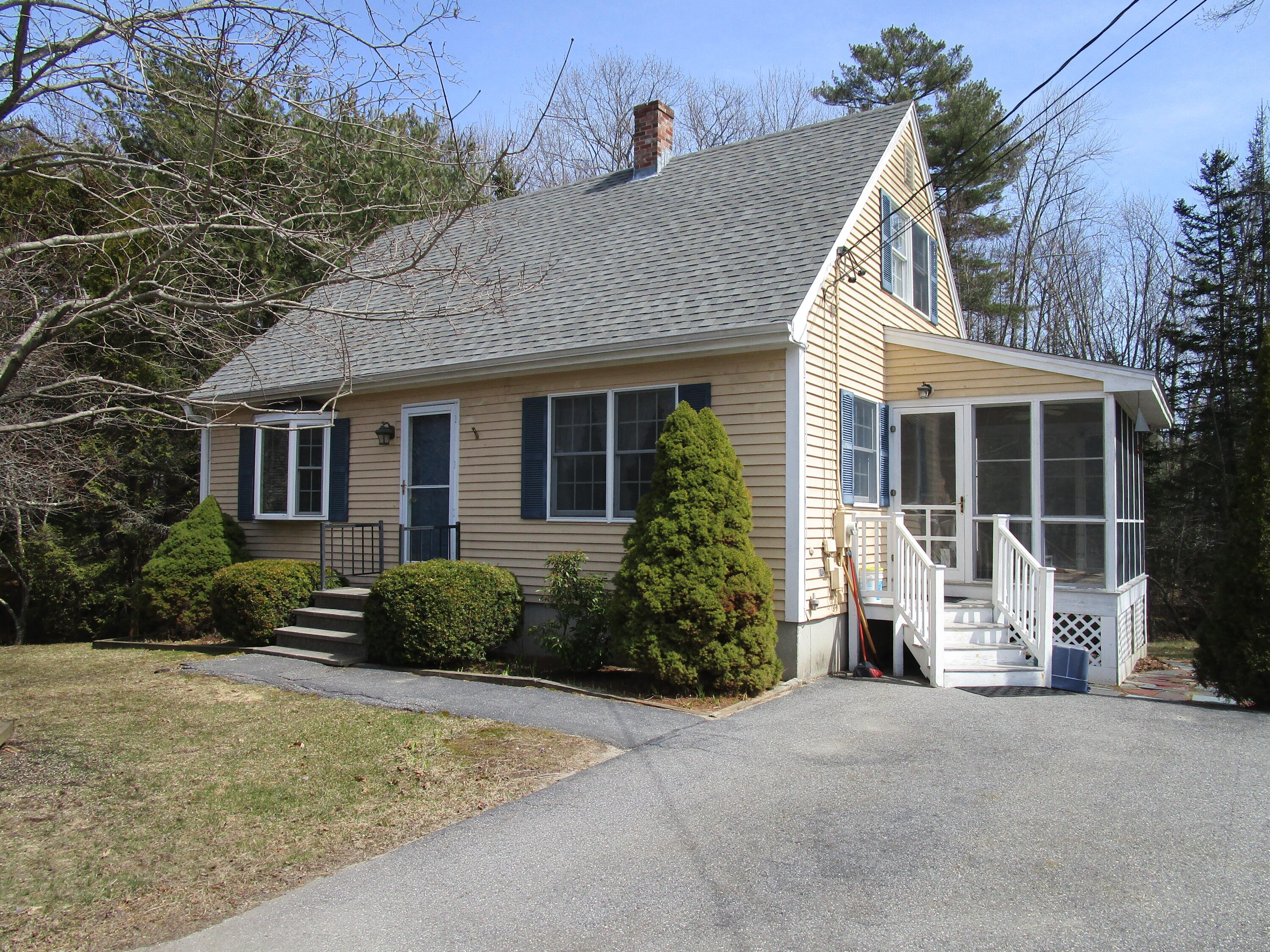 25 Hanson Drive Topsham Maine Real Estate Listing MLS 1525027