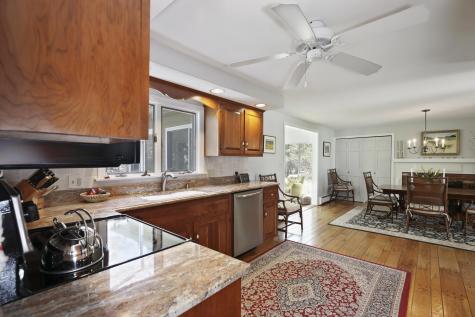 8 Woodhaven Drive Kennebunk ME 04043