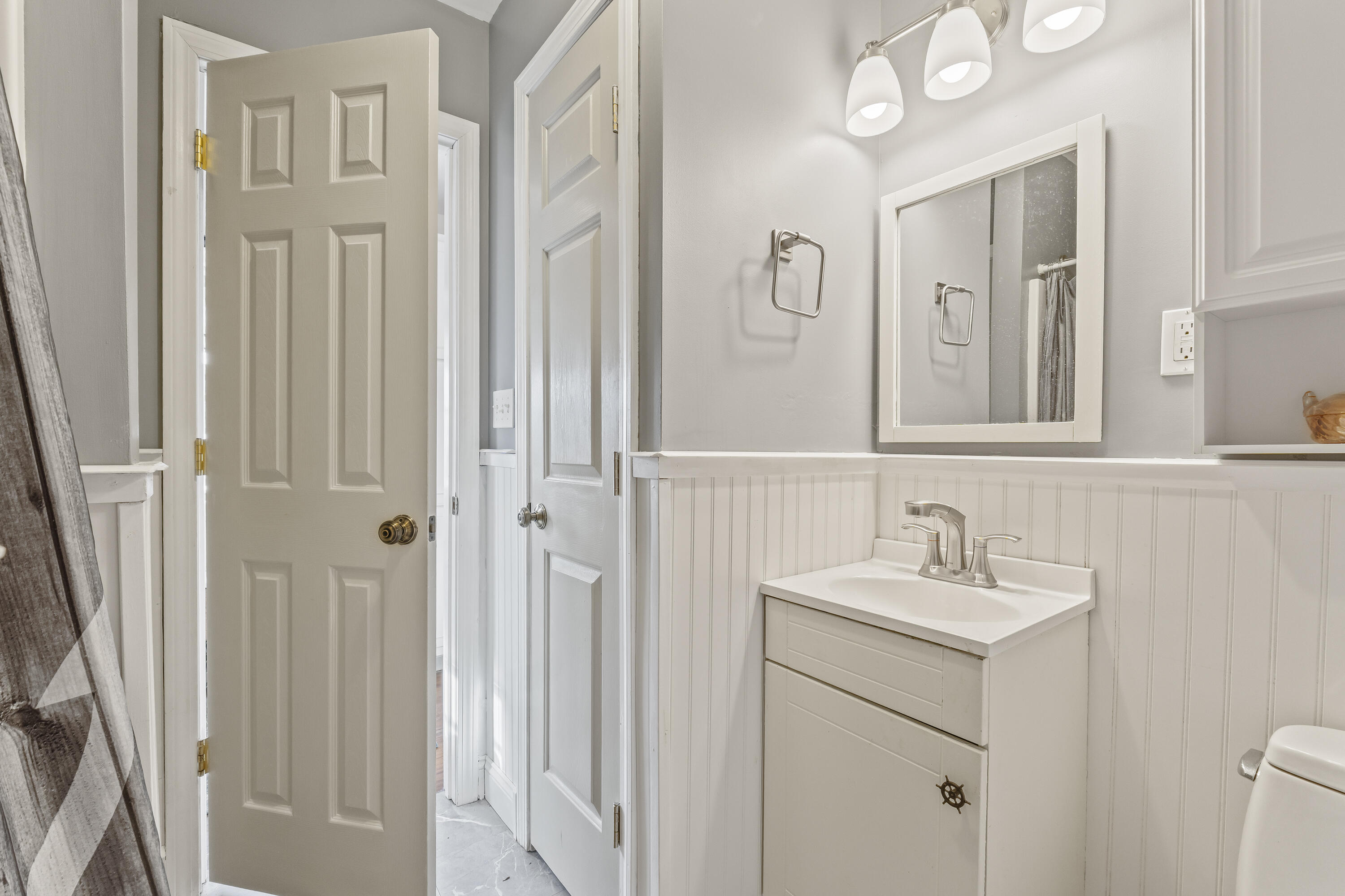 21 Lobster Cove Road Boothbay Harbor ME 04538