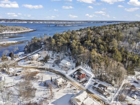 21 Lobster Cove Road Boothbay Harbor ME 04538